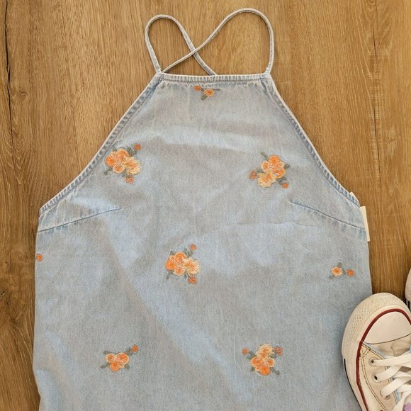 NWT  MANGO Embroidered mini denim dress, size US 6 - Picture 5 of 7